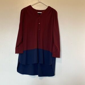 Ryan Wythe  button up sleeve navy  burnt red mid button up v neck tunic shirt 16